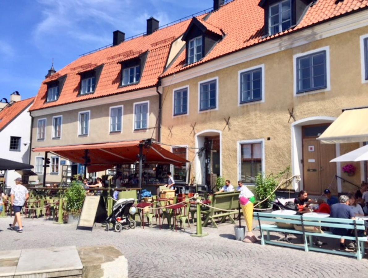 Stora Torget - Visby Lagenhetshotell Ngoại thất bức ảnh