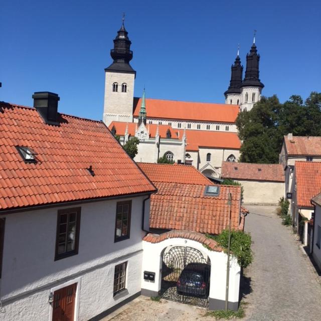 Stora Torget - Visby Lagenhetshotell Ngoại thất bức ảnh